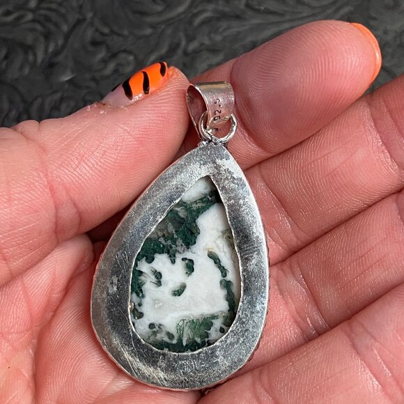 Natural Tree Agate Pendant Stone Crystal Jewelry - Picture 5 of 7